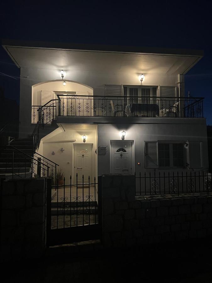 Appartamento Casa Blanca II Pírgos Dhiroú Esterno foto